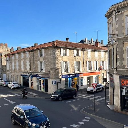 La Mimi, Grand T2 Hyper Centre Ville Fontenay-le-Comte Exterior photo